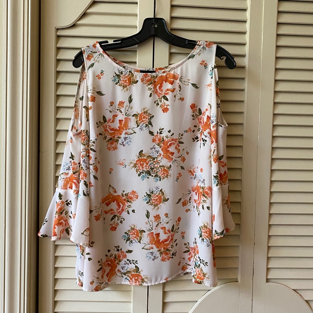 Mossimo Cold Shoulder Top
